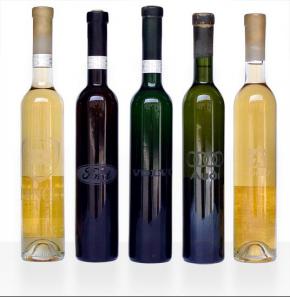 Autóemblémás borok